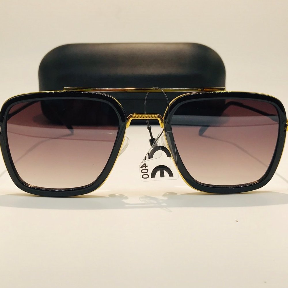 Stylish Shades - Picture 3 of 4